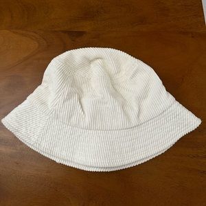 Corduroy bucket hat